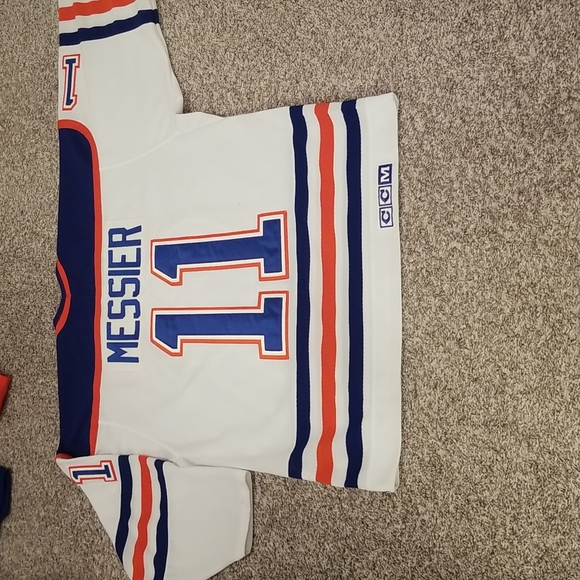 Vintage Edmonton Oilers jersey - Picture 10 of 16